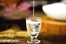 竹子筒里的酒是怎么装进去的「竹筒酒是怎么装进去的」